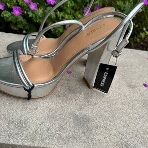 EXPRESS Platform Heeled Sandals - Size 8